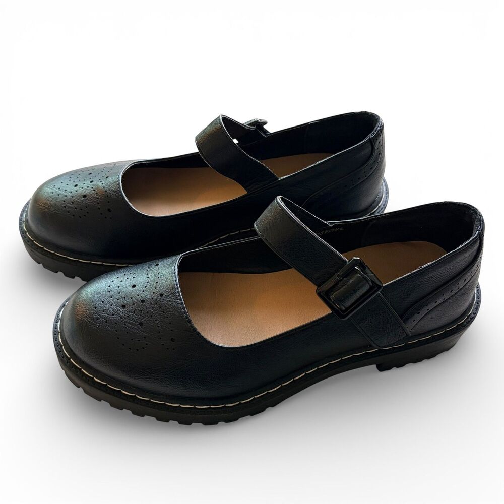 Torrid Black Mary Jane Flat Platform Shoes Round Toe Lugged Sole Goth 9.5WW - Picture 3 of 7